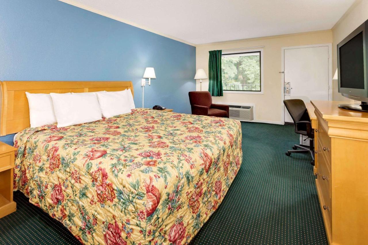 Days Inn By Wyndham Turbeville Shiloh Exterior photo