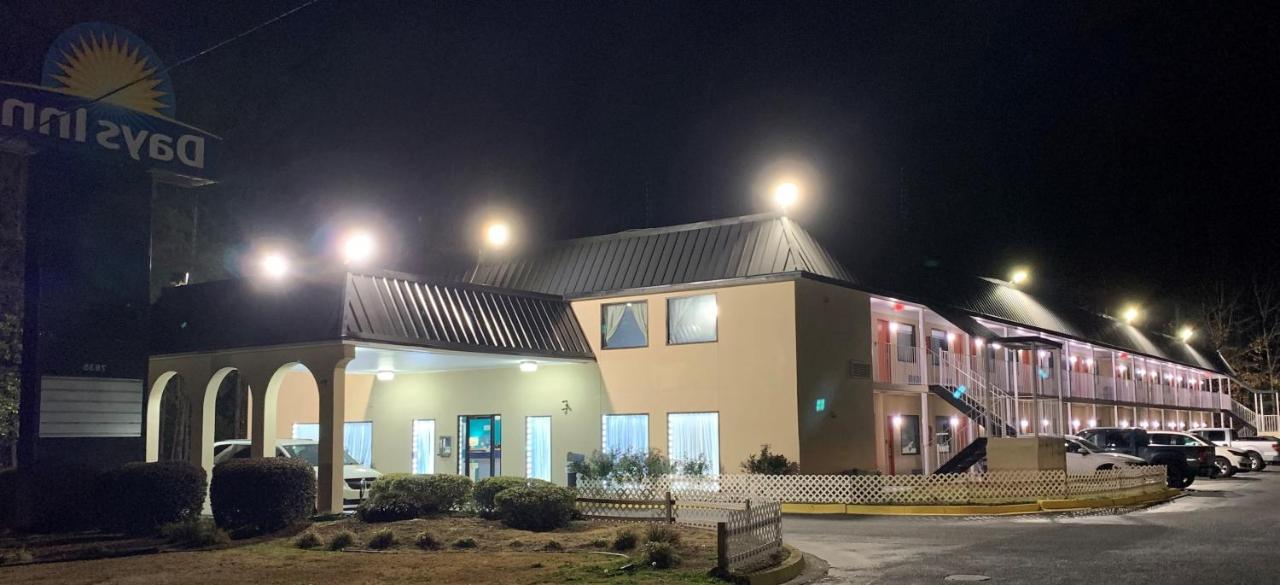 Days Inn By Wyndham Turbeville Shiloh Exterior photo